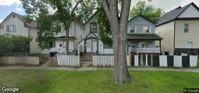 Larawan ng 388 St John'S Avenue sa Winnipeg, Manitoba