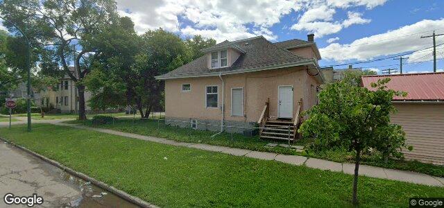 Larawan ng 396 Aikins Street sa Winnipeg, Manitoba