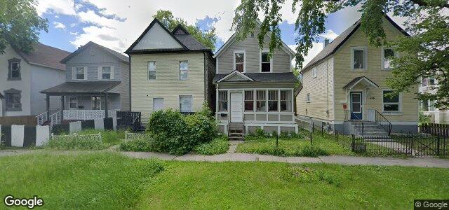 Larawan ng 396 St John'S Avenue sa Winnipeg, Manitoba