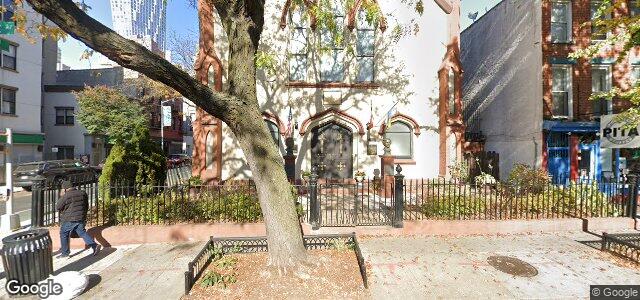 Larawan ng 401 Atlantic Avenue sa Winnipeg, Manitoba