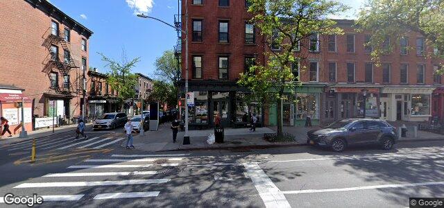 Larawan ng 402 Atlantic Avenue sa Winnipeg, Manitoba