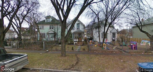 Larawan ng 406 Aikins Street sa Winnipeg, Manitoba