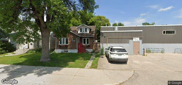 Larawan ng 419 Mountain Avenue sa Winnipeg, Manitoba