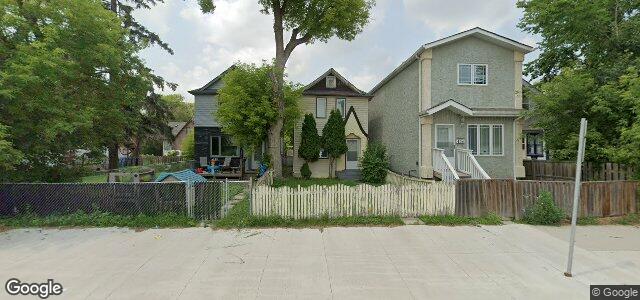 Larawan ng 444 Salter Street sa Winnipeg, Manitoba