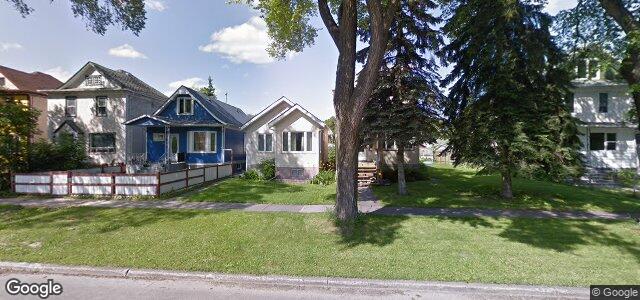 Larawan ng 451 Church Avenue sa Winnipeg, Manitoba