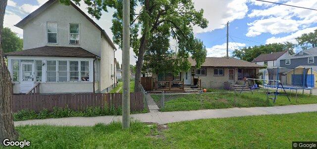 Larawan ng 453 Aikins Street sa Winnipeg, Manitoba