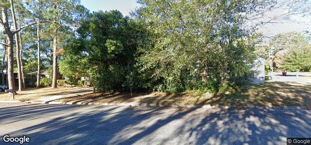 Larawan ng 466 College Avenue sa Winnipeg, Manitoba