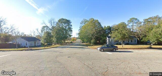 Larawan ng 477 College Avenue sa Winnipeg, Manitoba