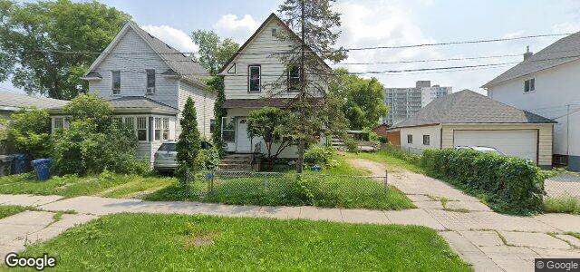 Larawan ng 483 Aikins Street sa Winnipeg, Manitoba