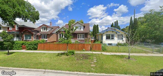 Larawan ng 487 St John'S Avenue sa Winnipeg, Manitoba
