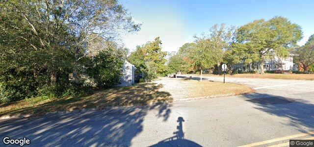 Larawan ng 494 College Avenue sa Winnipeg, Manitoba