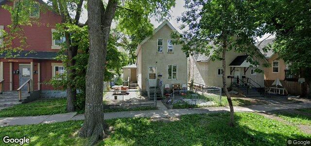 Larawan ng 520 Boyd Avenue sa Winnipeg, Manitoba