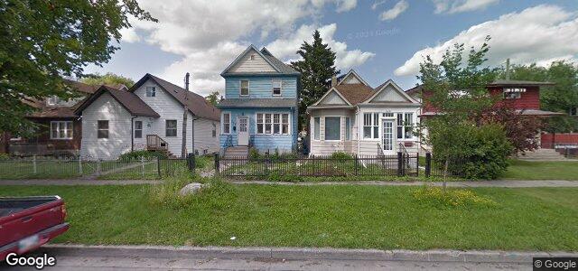 Larawan ng 551 St John'S Avenue sa Winnipeg, Manitoba