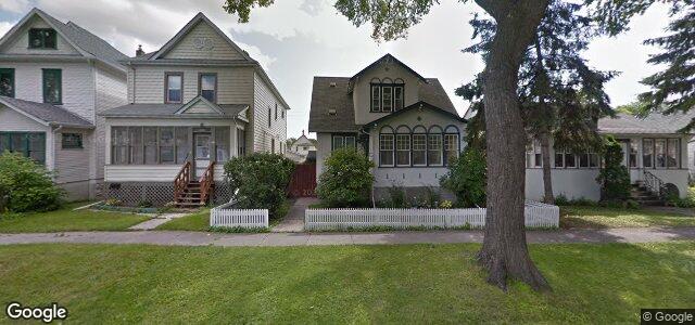Larawan ng 556 St John'S Avenue sa Winnipeg, Manitoba