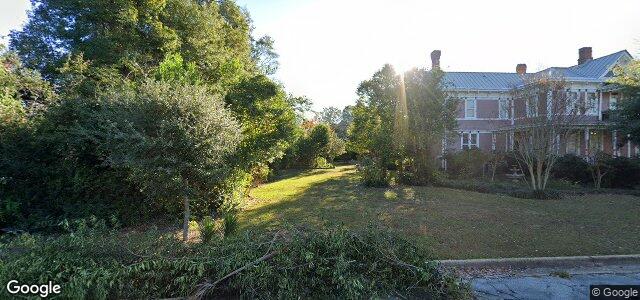 Larawan ng 565 College Avenue sa Winnipeg, Manitoba