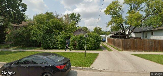 Larawan ng 566 Aikins Street sa Winnipeg, Manitoba