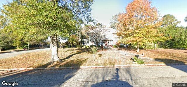 Larawan ng 588 College Avenue sa Winnipeg, Manitoba