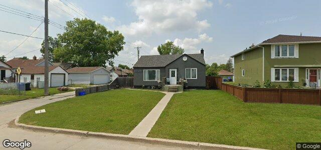 Larawan ng 592 Powers Street sa Winnipeg, Manitoba