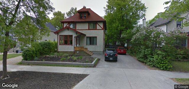 Larawan ng 64 Cathedral Avenue sa Winnipeg, Manitoba