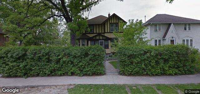 Larawan ng 74 St Cross Street sa Winnipeg, Manitoba