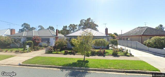 Larawan ng 8 O'Meara Street sa Winnipeg, Manitoba