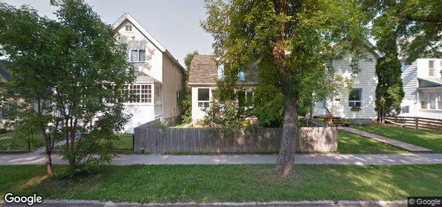 Larawan ng 240 Simcoe Street sa Winnipeg, Manitoba