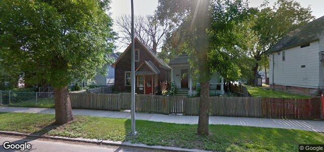 Larawan ng 253 Simcoe Street sa Winnipeg, Manitoba