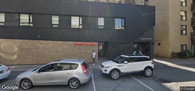 Larawan ng 300 Simcoe Street sa Winnipeg, Manitoba