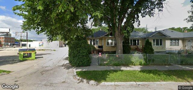 Larawan ng 360 Banning Street sa Winnipeg, Manitoba