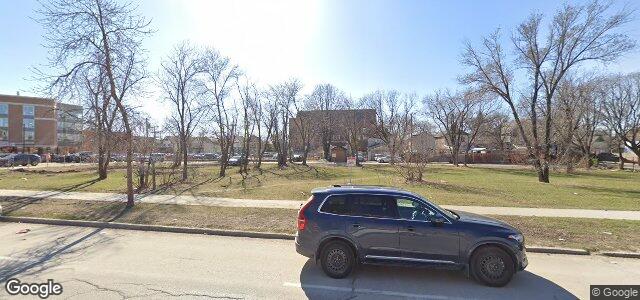 Larawan ng 370 Sherbrook Street sa Winnipeg, Manitoba