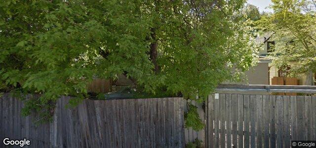 Larawan ng 374 Home Street sa Winnipeg, Manitoba