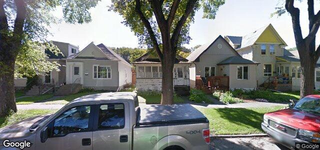 Larawan ng 374 Lipton Street sa Winnipeg, Manitoba