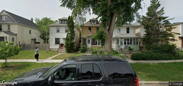 Larawan ng 380 Home Street sa Winnipeg, Manitoba