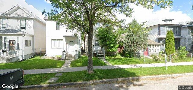 Larawan ng 386 Banning Street sa Winnipeg, Manitoba