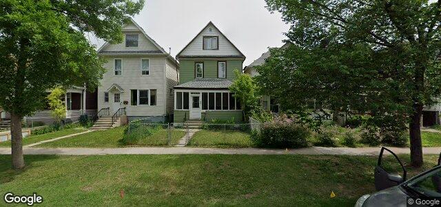 Larawan ng 387 Home Street sa Winnipeg, Manitoba
