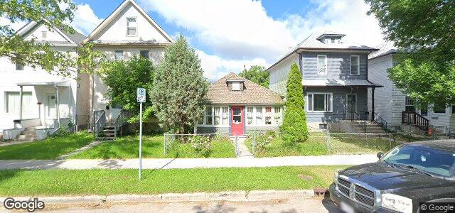 Larawan ng 388 Banning Street sa Winnipeg, Manitoba
