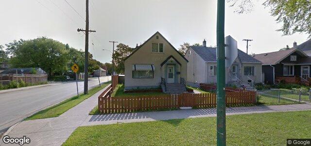 Larawan ng 429 Home Street sa Winnipeg, Manitoba