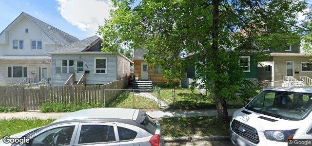 Larawan ng 444 Banning Street sa Winnipeg, Manitoba