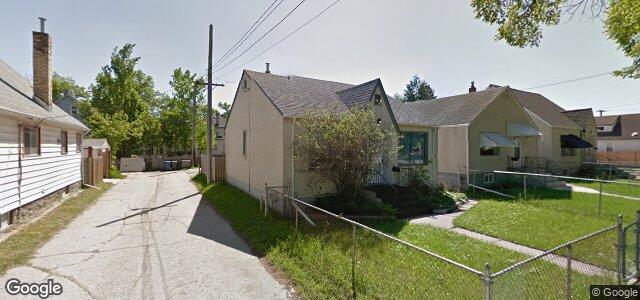 Larawan ng 449 Home Street sa Winnipeg, Manitoba