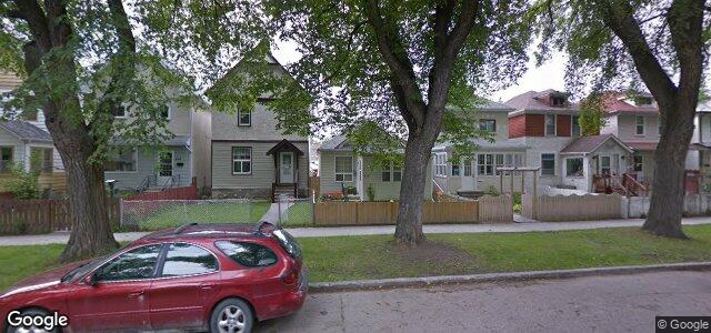 Larawan ng 472 Home Street sa Winnipeg, Manitoba