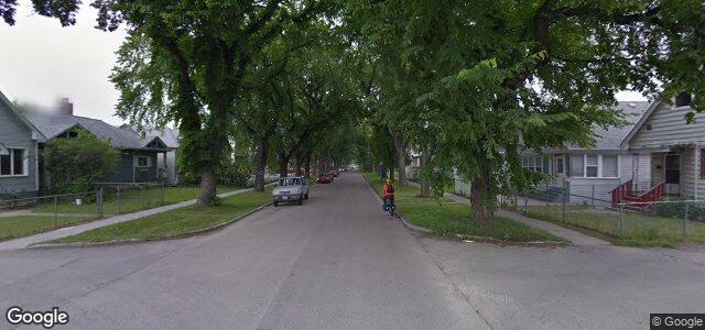 Larawan ng 504 Home Street sa Winnipeg, Manitoba