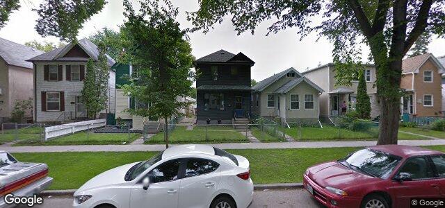 Larawan ng 526 Home Street sa Winnipeg, Manitoba