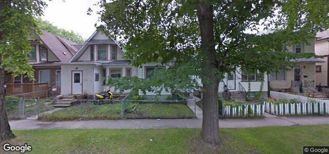 Larawan ng 529 Home Street sa Winnipeg, Manitoba