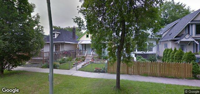 Larawan ng 541 Home Street sa Winnipeg, Manitoba
