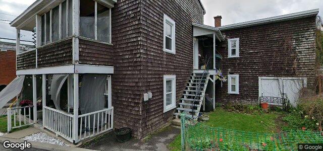 Larawan ng 2 St Pierre Street sa Winnipeg, Manitoba