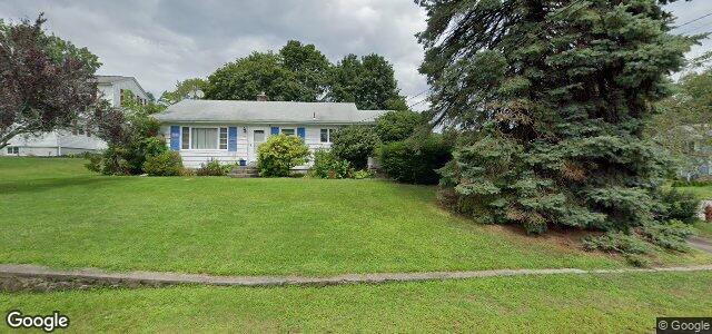 Larawan ng 44 Campeau Street sa Winnipeg, Manitoba