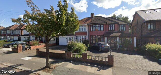 Larawan ng 50 Lord Avenue sa Winnipeg, Manitoba