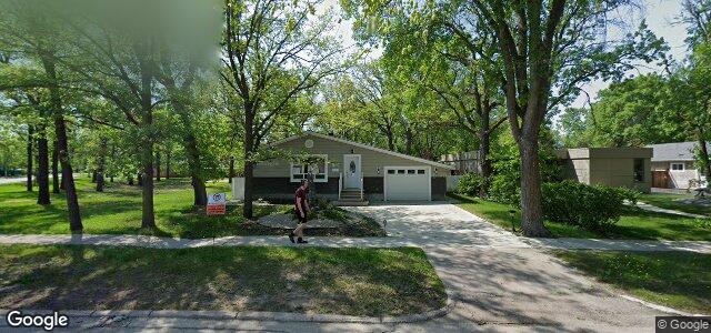 Larawan ng 836 De L'Eglise Avenue sa Winnipeg, Manitoba