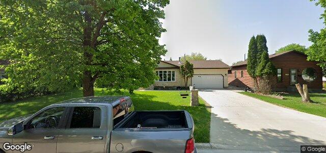 Larawan ng 854 Du Couvent Avenue sa Winnipeg, Manitoba