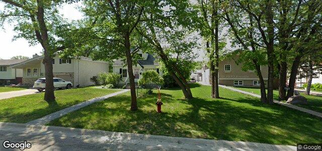 Larawan ng 870 Du Couvent Avenue sa Winnipeg, Manitoba
